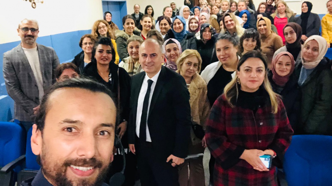 İstanbul Veli Akademileri Projesi - Ailede Pozitif Disiplin Nasıl Sağlanır ?