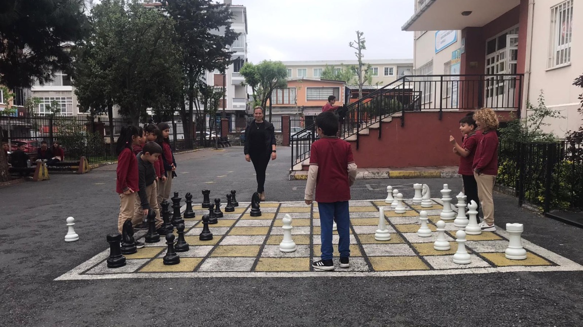 Satranç Turnuvasında 2D ve 2E Karşılaşıyor